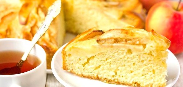 Яблочный пирог со сливочной заливкой