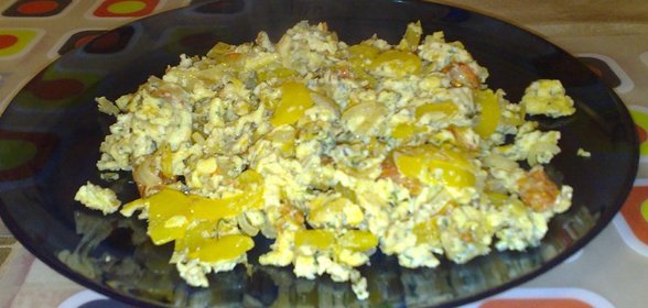 Яичница с помидорами