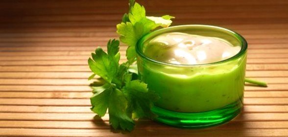 Белый соус барбекю с креольской горчицей и хреном