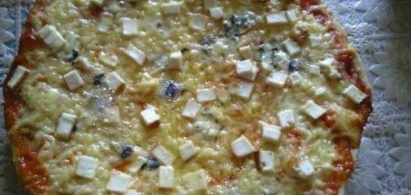 Сырная пицца
