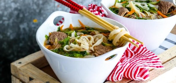 Вьетнамский суп с говядиной и лапшой