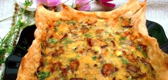 Слоёный пирог с грибами