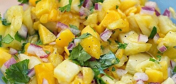 Сальса из ананаса и манго