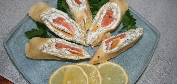 Рулетики с семгой