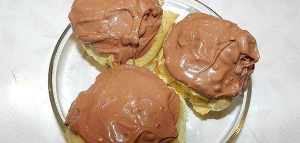 Заварное пирожное со сгущёнкой