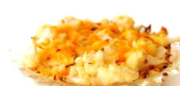 Пирог с картофельной корочкой, цветной капустой и сыром