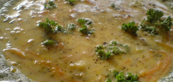 Сливочный суп из брокколи,моркови и лука