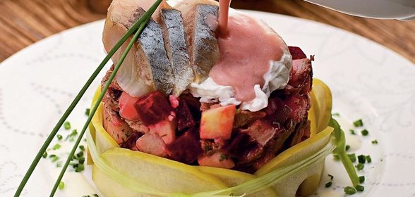 Салат из сельди со сметанным соусом