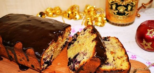 Лимонный кекс с черникой