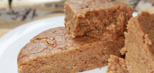 Английские булочки с клубничным джемом