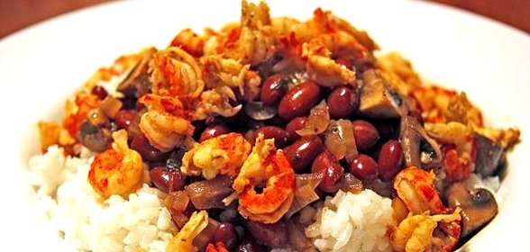 Креветки с имбирем и рисом