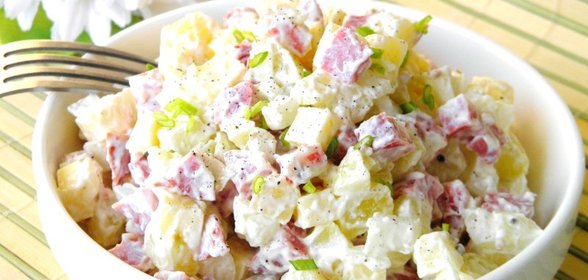 Салат с картошкой и сыром