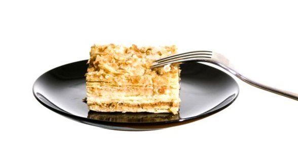 Слоеное пирожное с кремом