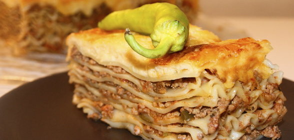 Лазанья с мясным соусом