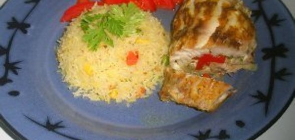 Рыбный рулет с овощами в духовке