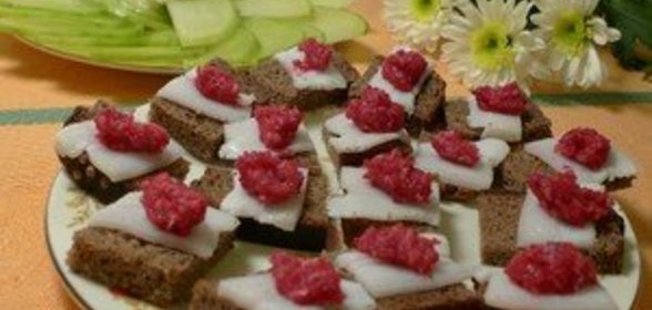 Канапе с салом и хреном + закуска из редьки – рецепт провинившегося мужа