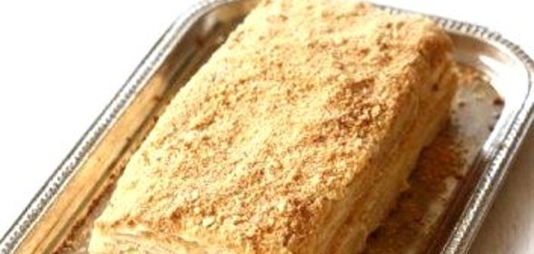 Слоеный торт Наполеон