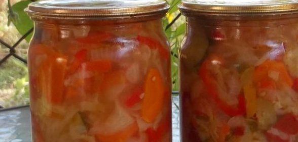 Сладкий пирог с орехами