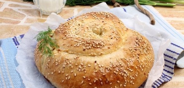 Вертута с творогом и зеленью