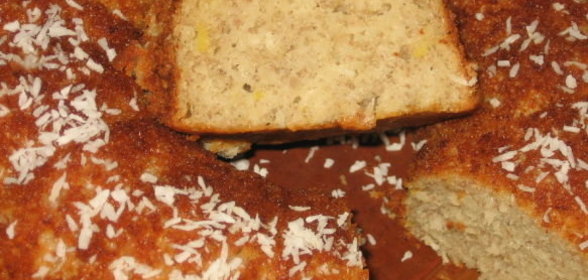 Банановый кекс с кокосовой стружкой
