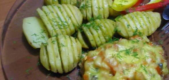 Свинные отбивные с грибами и ароматным картофелем