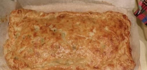 Пицца с ветчиной и салями