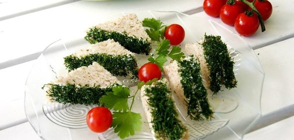 Мини-бутерброды с курицей