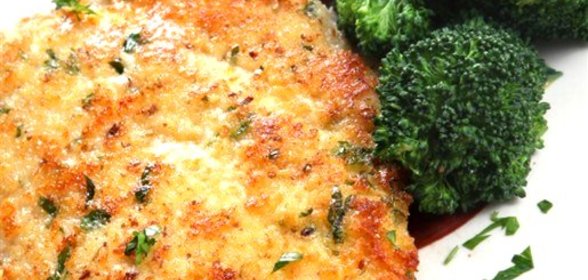 Шницель из кур в сдобных сухарях