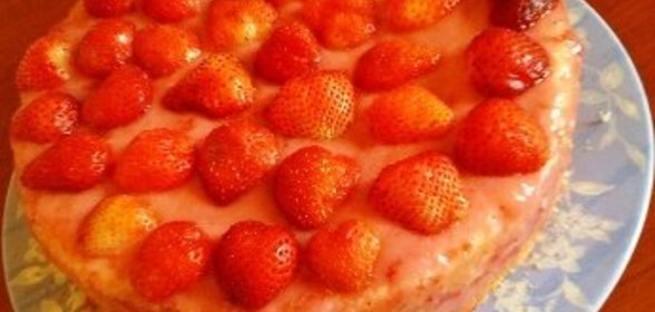 Торт Клубника в йогурте