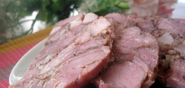 Свиная ветчина