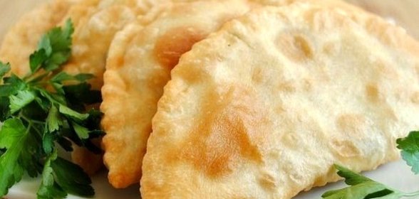 Чебуреки классические с мясом