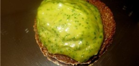 Замечательный зелёный соус из авокадо