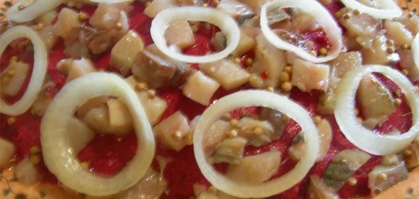 Закуска свекольно-селедочная