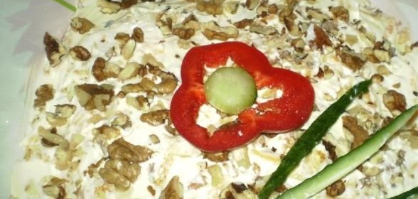 Салат из огурцов с творогом