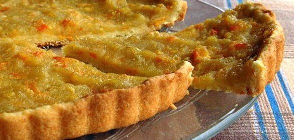 Медовый пирог с грейпфрутом и ананасом