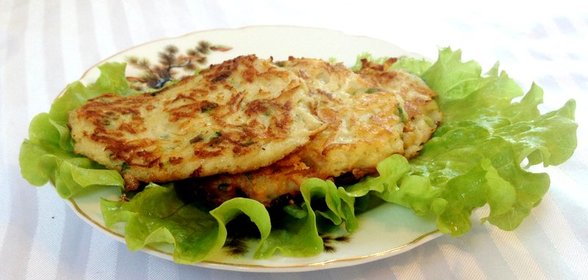 Драники с сыром и зеленым луком