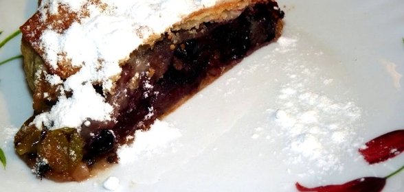 Штрудель из бездрожжевого теста