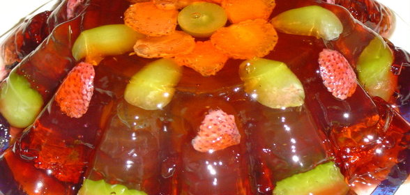 Слоеный желейный тортик с ягодами