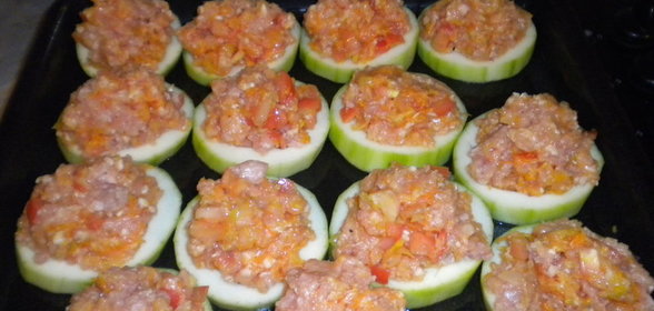 Фаршированные кабачки (вариант)