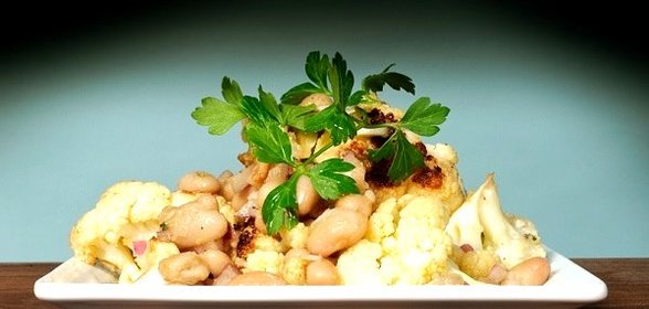 Фасоль с цветной капустой