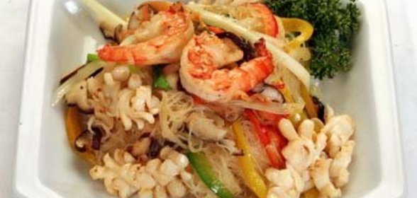 Рисовая лапша с морепродуктами