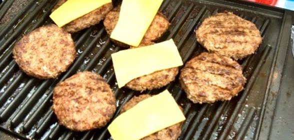 Гамбургеры с сыром