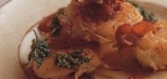 Бутерброды с краснокочанной капустой и куриным паштетом