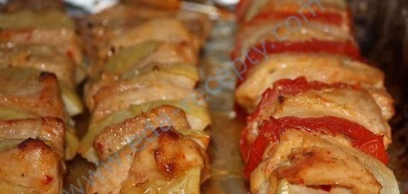 Шашлык из мяса свинины на шпажках в духовке
