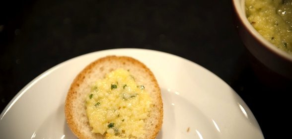 Гренки с сыром и чесноком