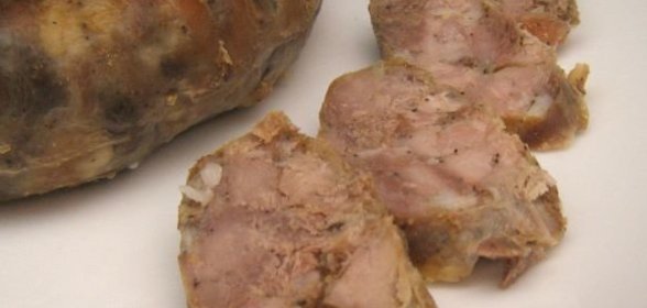 Утка или гусь, фаршированные краснокочанной капустой