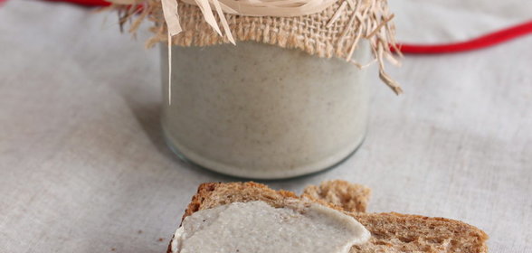 Постный грибной паштет с овсяным молоком 