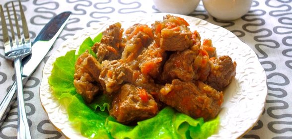 Мясное рагу с баклажанами
