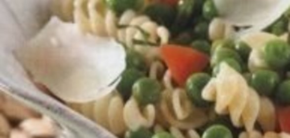 Яичница-глазунья с карри и зеленым луком