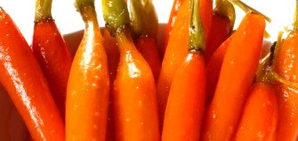 Сладкая запеченная морковь